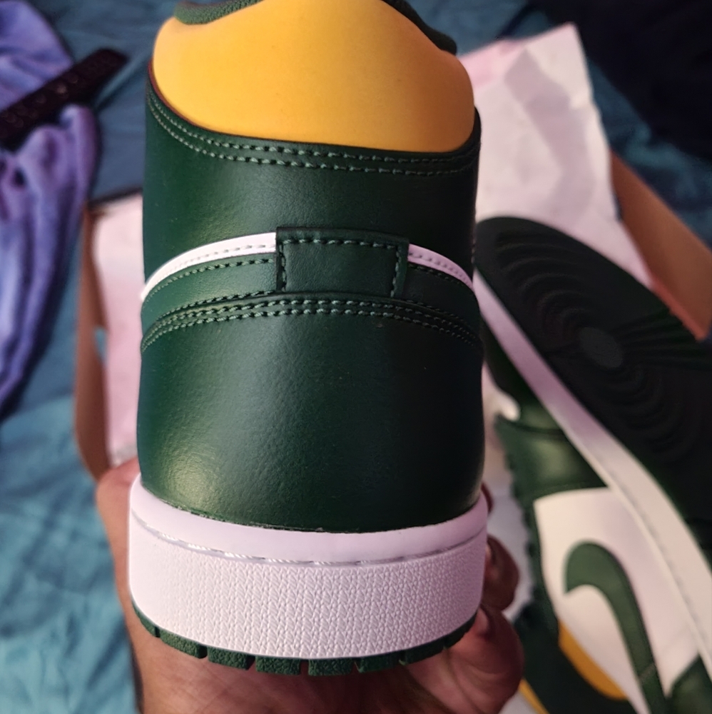 Jordan 1's